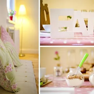Sleepy Cedars Bed & Breakfast