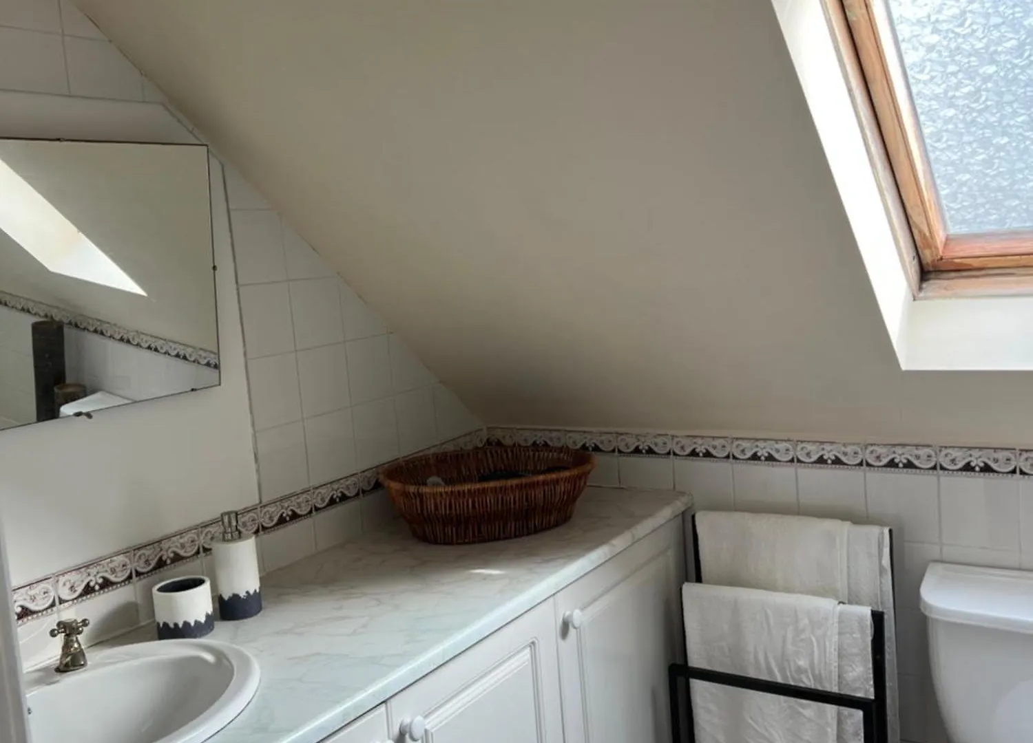 Self Contained Coach House In Leafy South Belfast The Location Is Not Accurate Apartment United Kingdom